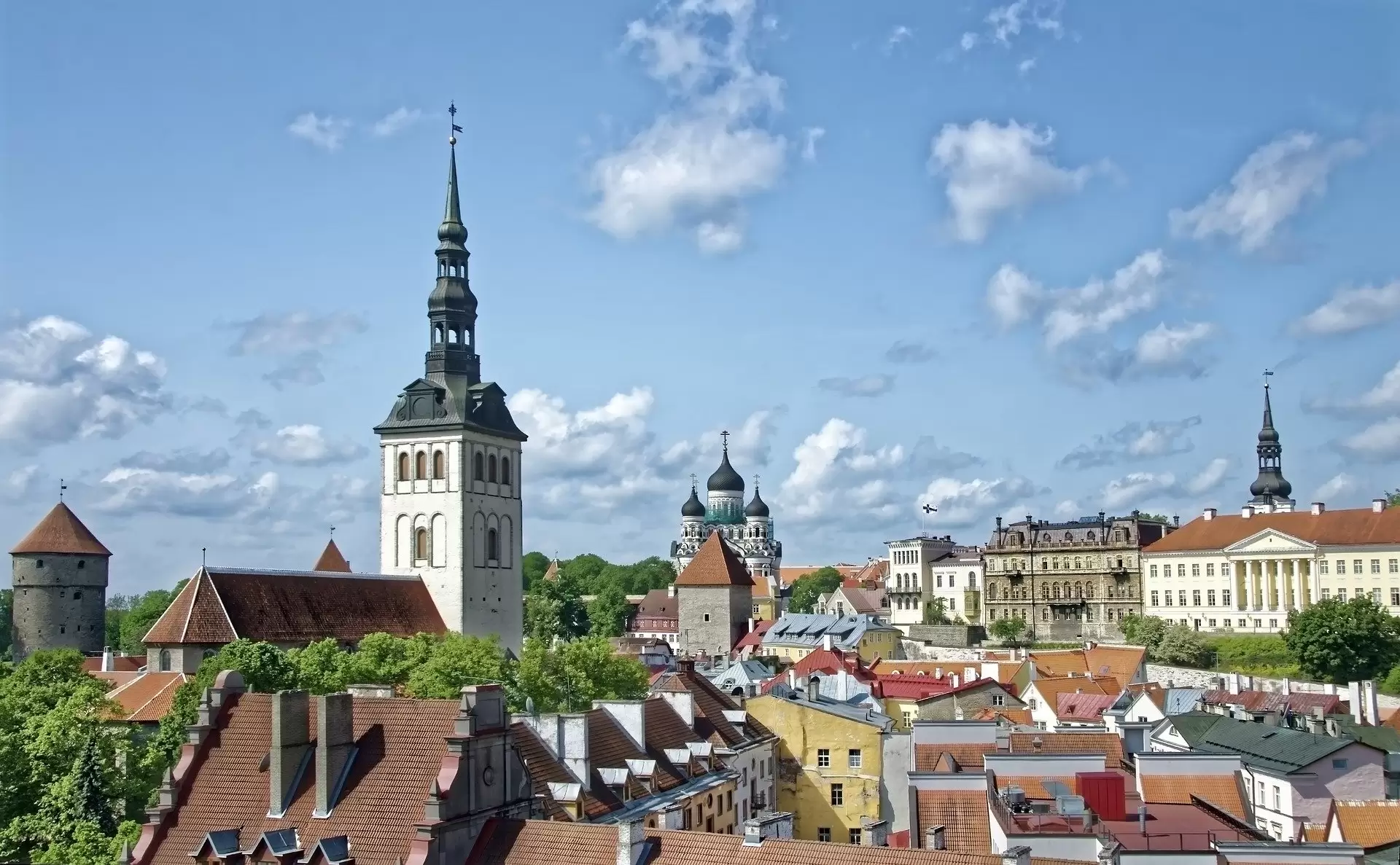 Paste in Tarile Baltice: Estonia – Letonia – Lituania