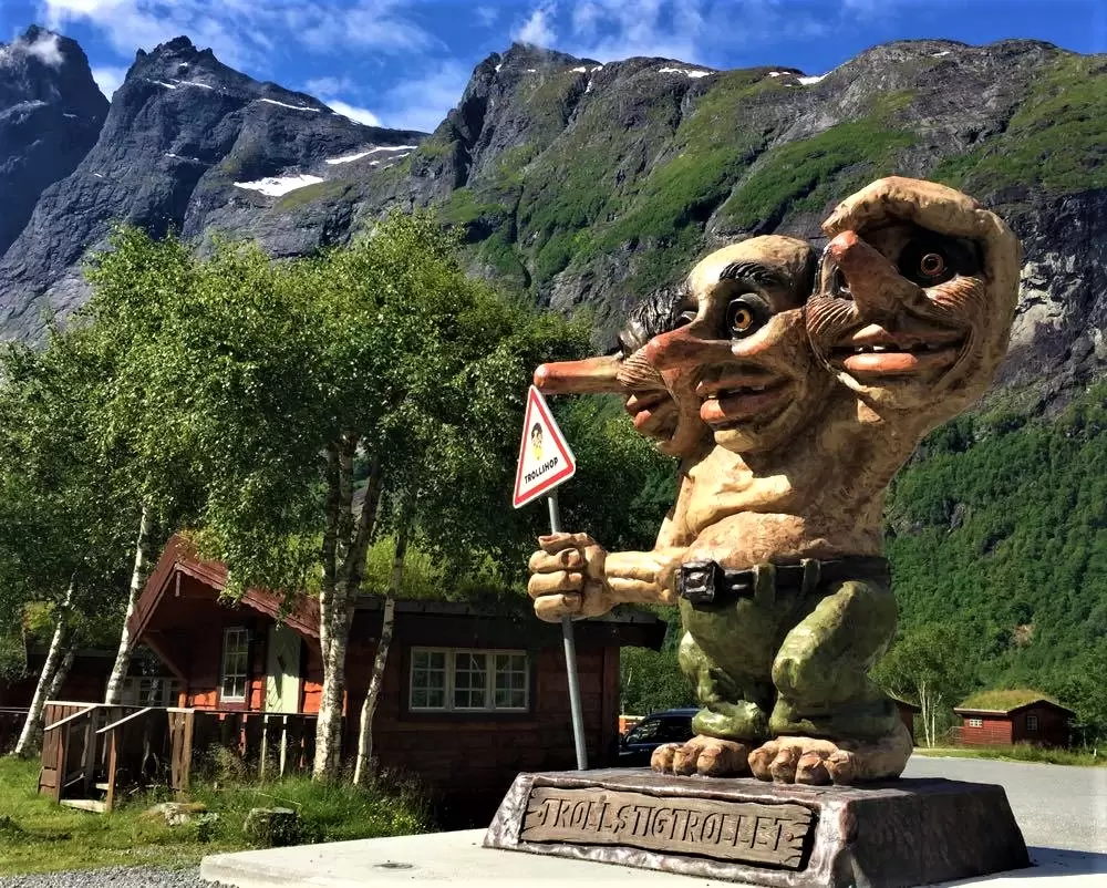 Tarile Nordice: Norvegia – Danemarca – Suedia