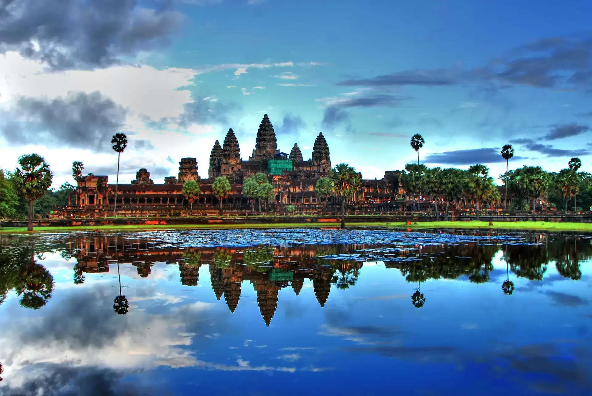 Indochina Deluxe: Vietnam – Laos – Cambodgia