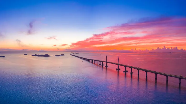 China Tropicală – Drumul Maritim al Mătăsii și Paradisul Hainan